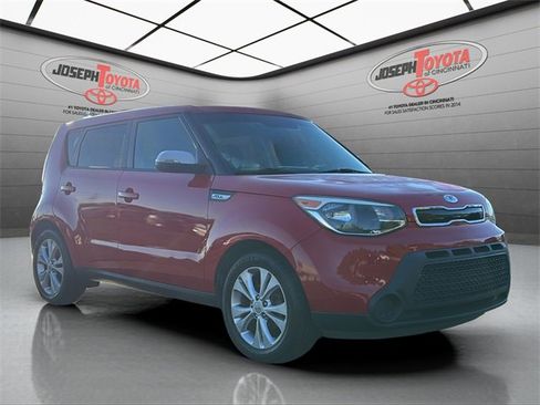 Used 2014 Kia Soul + image 6