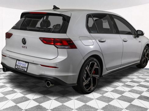 New 2026 Volkswagen GTI SE image 12