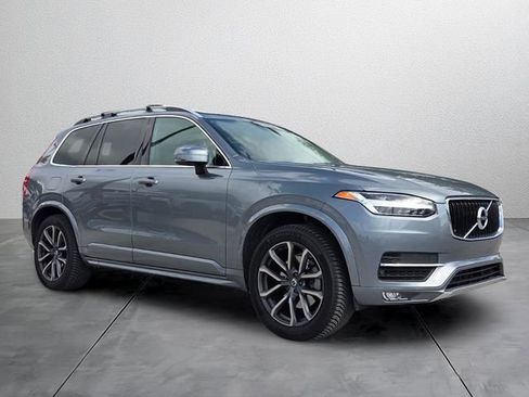Used 2019 Volvo XC90 T6 Momentum w/ Protection Package Premier AWD/4WD image 6