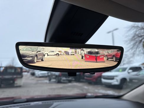 Certified 2024 Buick Enclave Essence w/ Technology Package image 35