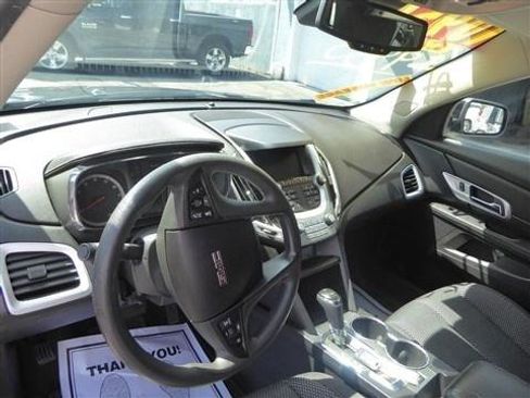 Used 2017 GMC Terrain SLE AWD/4WD image 13