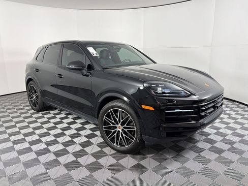 Used 2026 Porsche Cayenne AWD/4WD image 7