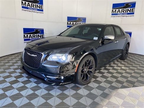 Used 2020 Chrysler 300 S w/ 300S Premium Group image 14