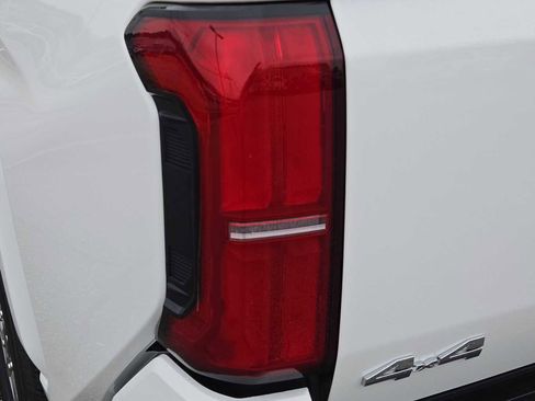 New 2026 Toyota Tacoma SR5 AWD/4WD image 15