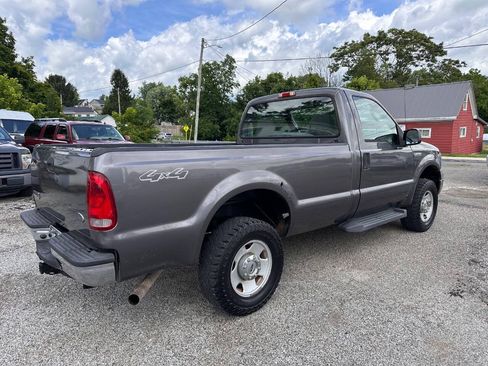 Used 2006 Ford F250 XL AWD/4WD image 4