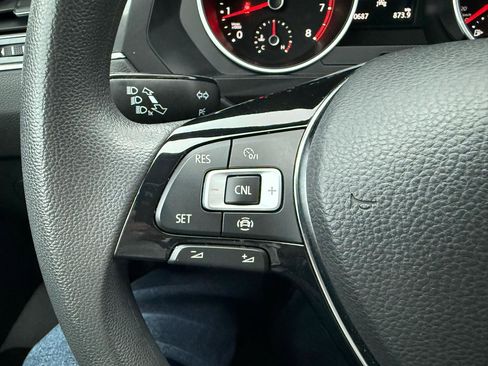 Used 2021 Volkswagen Tiguan S FWD image 33