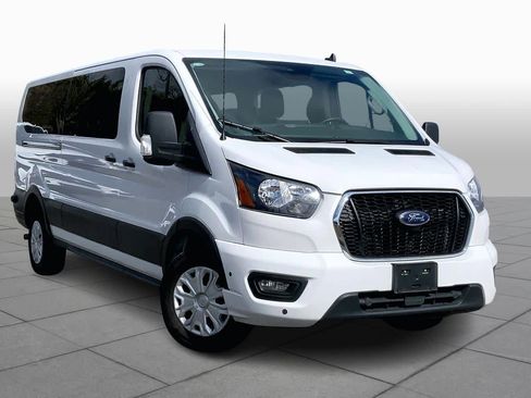 Used 2024 Ford Transit 350 XLT image 3