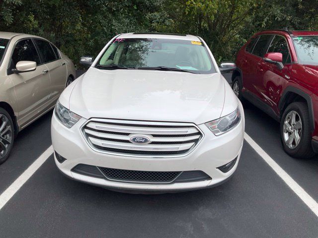 Used 2016 Ford Taurus Limited w/ Equipment Group 301A AWD/4WD image 10