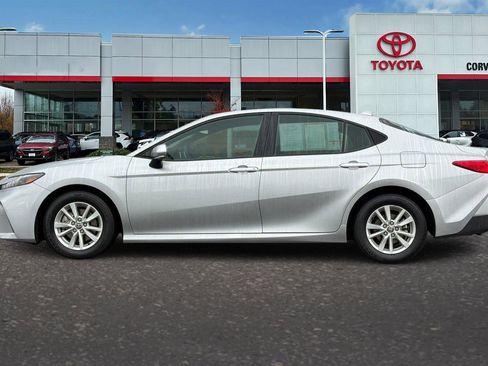 Certified 2025 Toyota Camry LE image 7