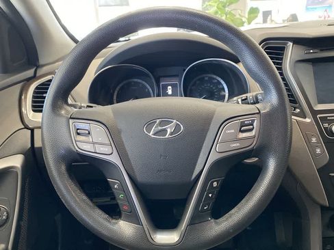 Used 2017 Hyundai Santa Fe Sport w/ 2.4L Value Package 06 image 17