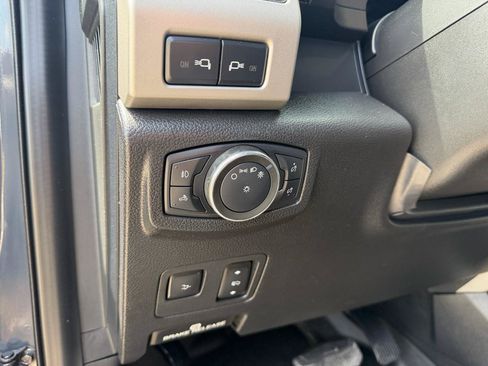 Used 2021 Ford F350 Lariat AWD/4WD image 22