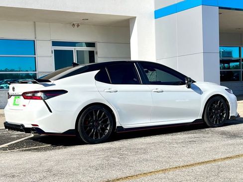 Used 2022 Toyota Camry XSE image 4