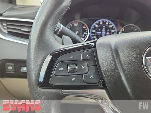 Used 2022 Buick Enclave Avenir w/ Avenir Technology Package image 16