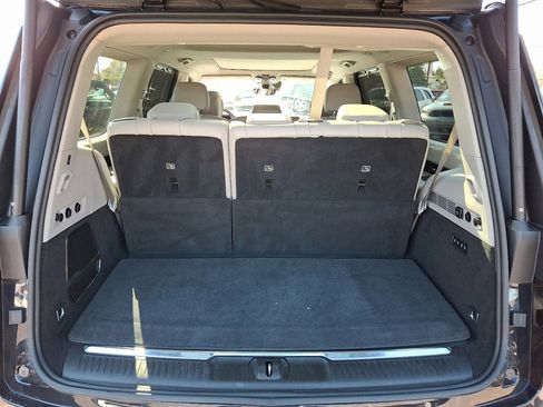 Used 2022 Jeep Grand Wagoneer Series I w/ HD Trailer Tow Package image 18