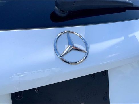 Certified 2021 Mercedes-Benz GLC 300 image 28