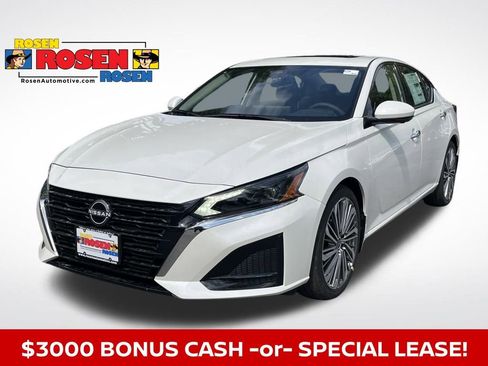 New 2025 Nissan Altima 2.5 SL image 1