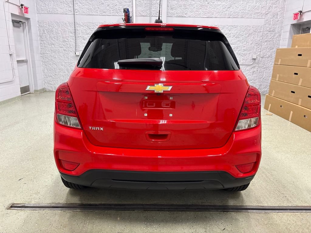 Used 2020 Chevrolet Trax LS w/ Tint and Cruise Package FWD image 5
