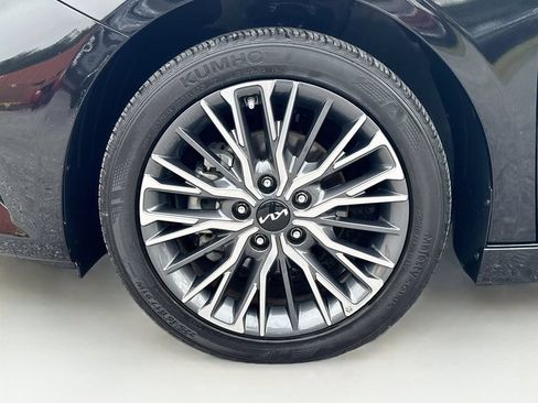 Certified 2024 Kia Forte GT-Line w/ GT-Line Premium Package FWD image 34