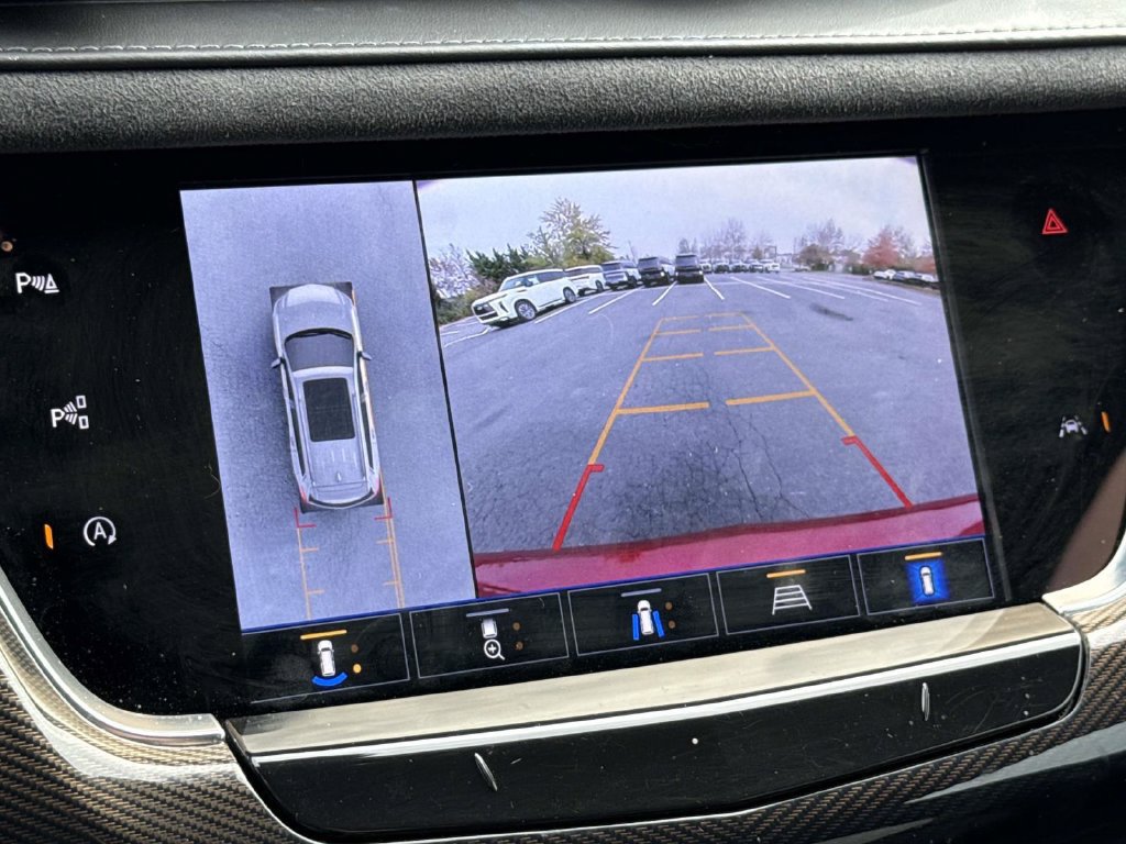 Used 2024 Cadillac XT6 Sport w/ Platinum Package AWD/4WD image 33