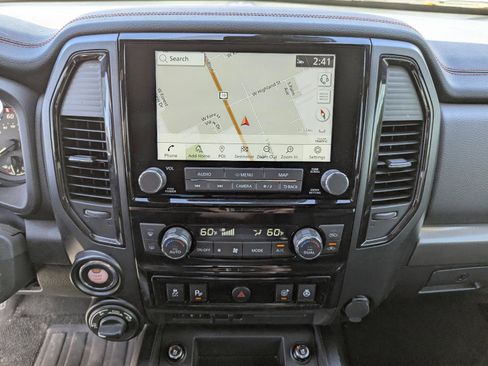 Used 2024 Nissan Titan PRO-4X w/ Pro-4x Convenience Package AWD/4WD image 29