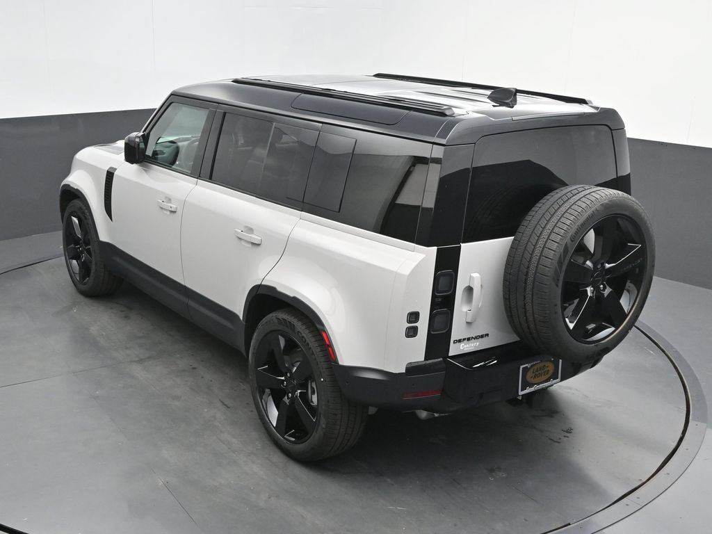 New 2026 Land Rover Defender 110 S AWD/4WD image 33