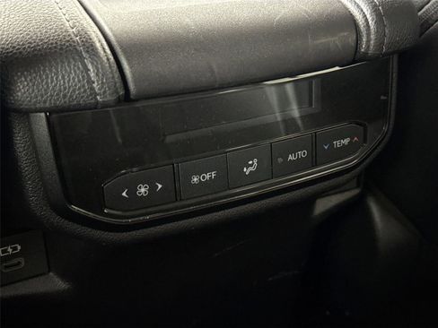 Certified 2025 Toyota Grand Highlander XLE image 34