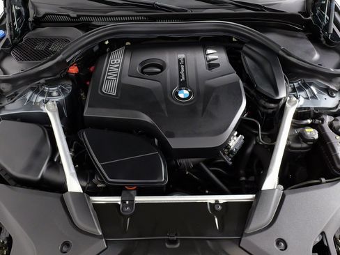 Used 2018 BMW 530i xDrive w/ M Sport Package image 69