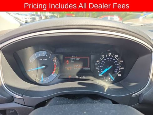 Used 2016 Ford Fusion SE FWD image 6