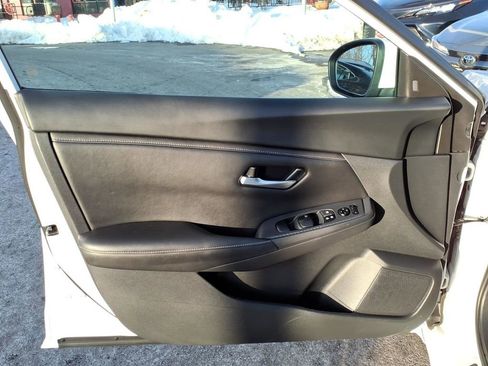 Used 2023 Nissan Sentra SV w/ All-Weather Package image 17