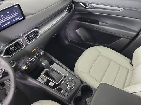New 2025 MAZDA CX-5 AWD 2.5 S w/ Preferred Package image 25