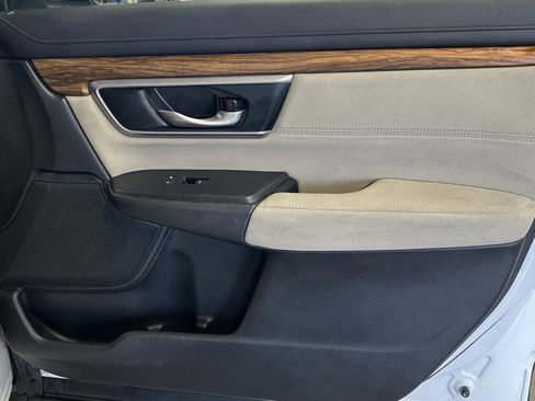 Certified 2019 Honda CR-V EX image 17