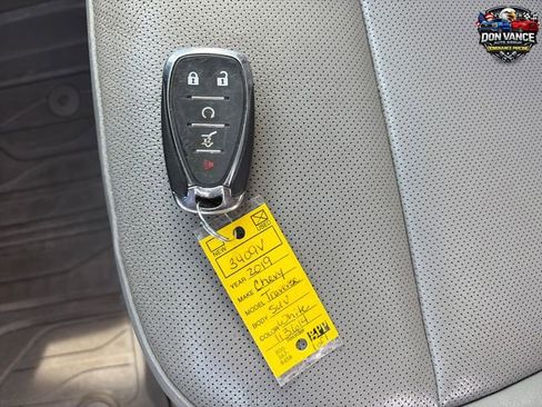 Used 2019 Chevrolet Traverse Premier w/ Driver Confidence II Package FWD image 28