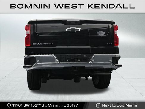 Used 2025 Chevrolet Silverado 1500 LTZ w/ Technology Package image 23