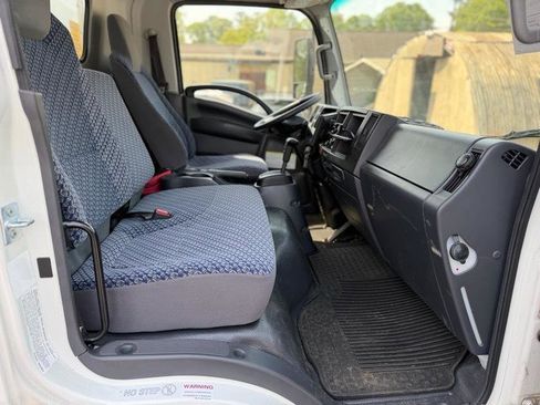 Used 2023 Chevrolet Low Cab Forward 5500XD RWD image 31