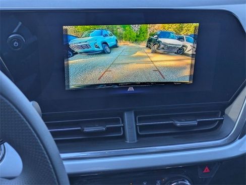 New 2026 Chevrolet Trax LT image 16