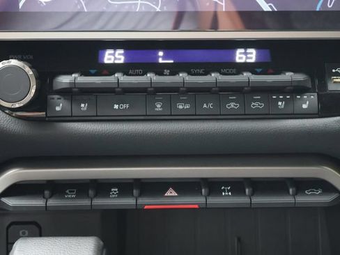 Used 2025 Toyota Tundra Limited w/ TRD Off-Road Package AWD/4WD image 13