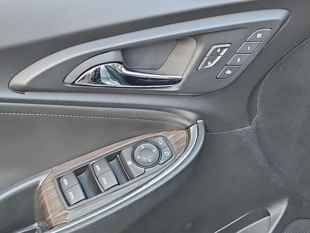 Used 2024 Chevrolet Malibu LT FWD image 22