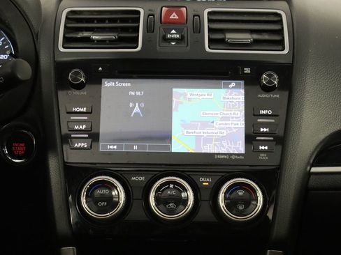 Used 2017 Subaru Forester 2.5i Touring image 28