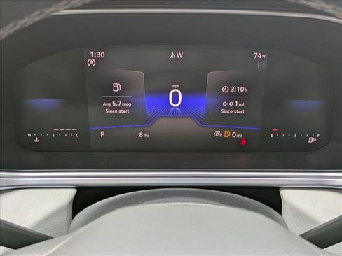 New 2025 Volkswagen Taos SE FWD image 11