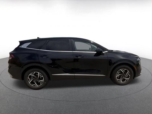 Used 2025 Kia Sportage LX FWD image 16