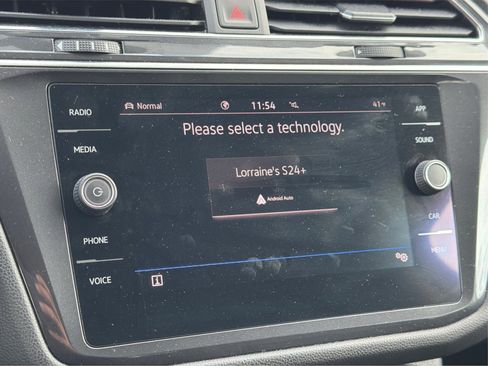 Used 2021 Volkswagen Tiguan SE AWD/4WD image 15