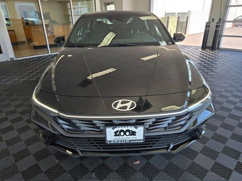 New 2026 Hyundai Elantra Sport FWD image 8