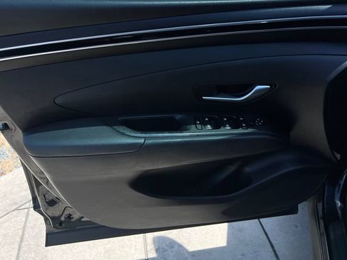 Used 2022 Hyundai Tucson SEL FWD image 16