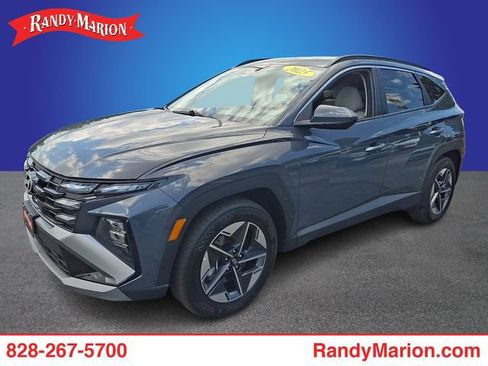 Used 2025 Hyundai Tucson SEL FWD image 1