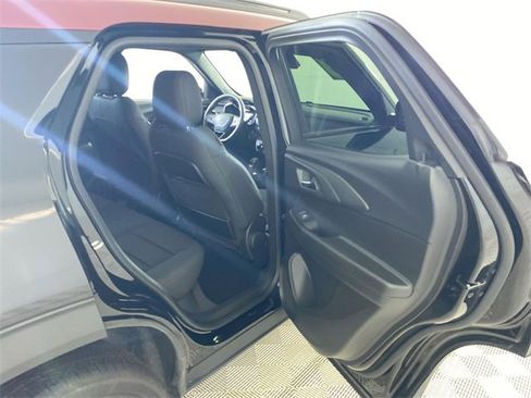 Used 2023 Chevrolet TrailBlazer RS image 32