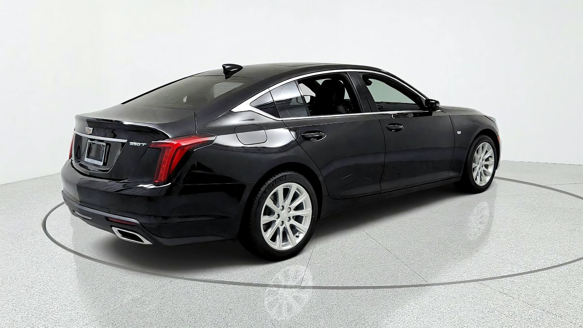 Used 2022 Cadillac CT5 Luxury w/ Sun And Sound Package AWD/4WD image 5