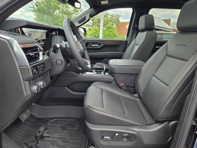 Used 2026 GMC Yukon XL Denali w/ Sun & Power Step Package AWD/4WD image 25