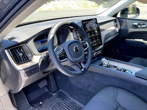 New 2026 Volvo XC60 T8 Plus w/ Climate Package AWD/4WD image 8