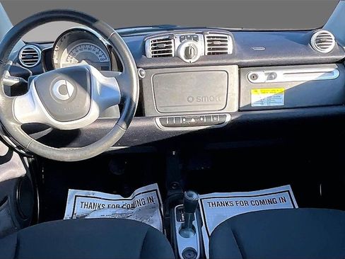 Used 2013 smart fortwo pure image 9
