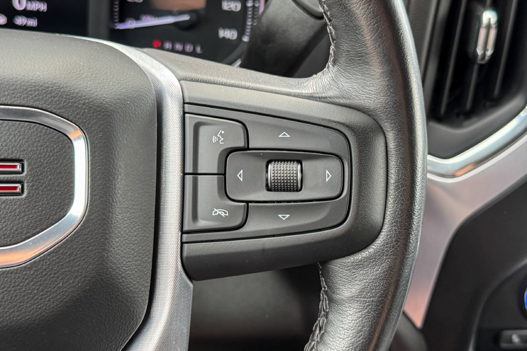 Used 2022 GMC Sierra 1500 SLT w/ SLT Premium Package AWD/4WD image 32
